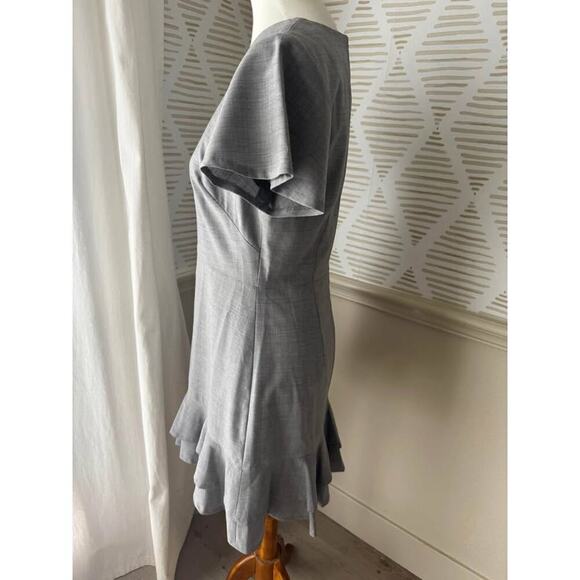 Banana Republic Size 8 Petite Business Casual Gray Light Fit Flare Ruffle Dress - Picture 3 of 6